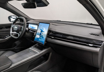 Новый Geely Preface 2024 (9 фото)