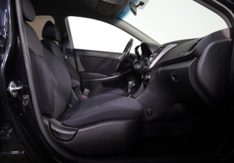 Подержанный автомобиль Hyundai Solaris Sedan 2016 года (18 фото)