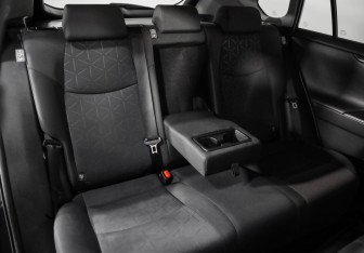 Подержанный автомобиль Toyota RAV4 2020 года (24 фото)