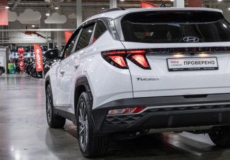 Подержанный автомобиль Hyundai Tucson 2022 года (10 фото)
