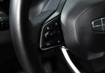 Подержанный автомобиль Geely Atlas 2023 года (23 фото)