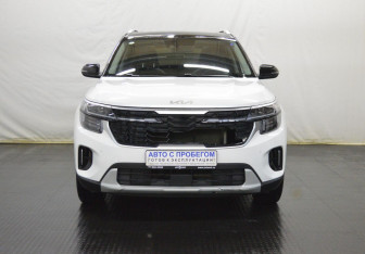 Подержанный автомобиль Kia Seltos 2025 года (2 фото)