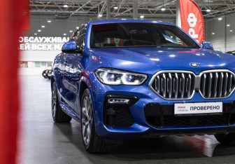 Подержанный автомобиль BMW X6 2020 года (4 фото)