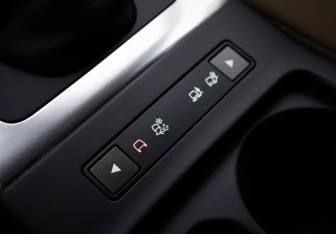 Подержанный автомобиль Land Rover Freelander 2012 года (23 фото)