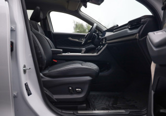 Подержанный автомобиль Exeed TXL 2023 года (29 фото)