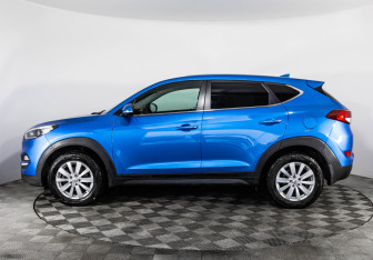 Подержанный автомобиль Hyundai Tucson 2017 года (8 фото)