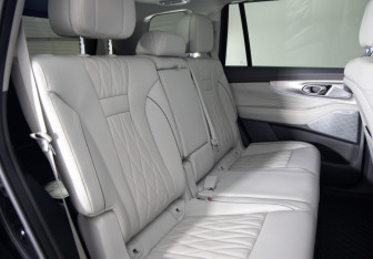 Подержанный автомобиль GAC GS8 2024 года (13 фото)