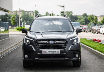 Подержанный автомобиль Subaru Forester Suv 2021 года (4 фото)