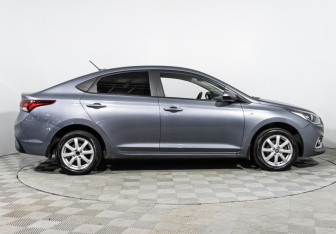 Подержанный автомобиль Hyundai Solaris Sedan 2018 года (5 фото)