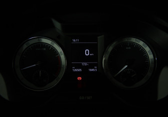 Подержанный автомобиль Skoda Octavia Liftback 2017 года (13 фото)