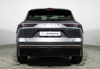 Подержанный автомобиль Jetour Dashing 2023 года (6 фото)