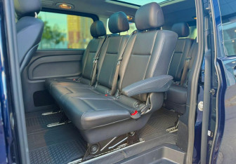 Подержанный автомобиль Mercedes-Benz Vito 2021 года (17 фото)