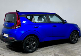 Подержанный автомобиль Kia Soul 2021 года (5 фото)