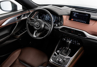 Подержанный автомобиль Mazda CX-9 2019 года (16 фото)