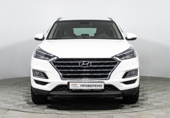 Подержанный автомобиль Hyundai Tucson 2020 года (2 фото)