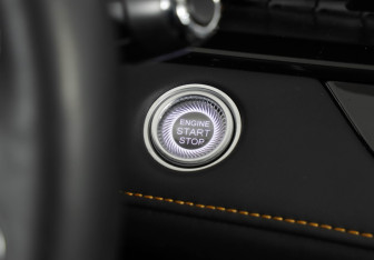 Подержанный автомобиль Omoda S5 GT 2023 года (17 фото)