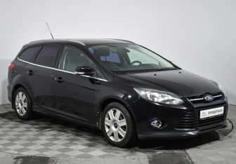 Подержанный автомобиль Ford Focus Wagon 2013 года (3 фото)