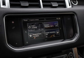 Подержанный автомобиль Land Rover Range Rover Sport 2016 года (18 фото)