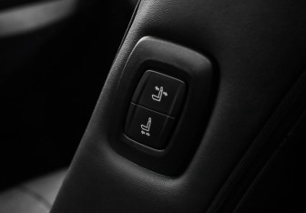 Подержанный автомобиль Toyota Avalon 2022 года (35 фото)