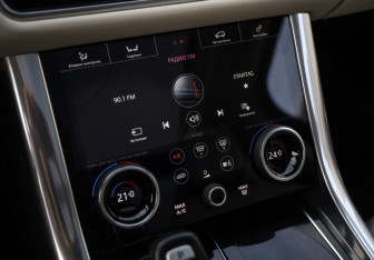 Подержанный автомобиль Land Rover Range Rover Sport 2021 года (19 фото)