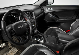 Подержанный автомобиль Kia Optima Sedan 2013 года (8 фото)