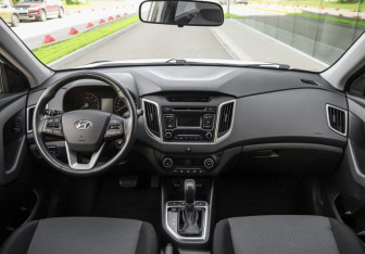 Подержанный автомобиль Hyundai Creta 2019 года (12 фото)