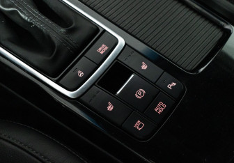 Подержанный автомобиль Kia Optima Sedan 2019 года (20 фото)