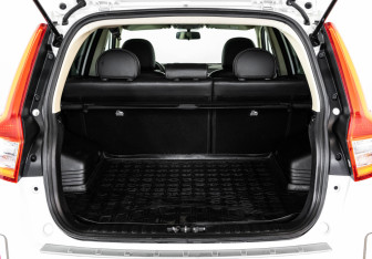 Подержанный автомобиль Geely Emgrand X7 2019 года (23 фото)