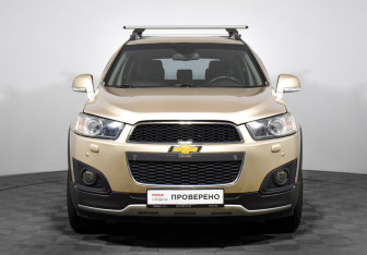 Подержанный автомобиль Chevrolet Captiva 2013 года (2 фото)