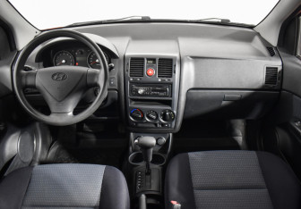 Подержанный автомобиль Hyundai Getz 2008 года (13 фото)