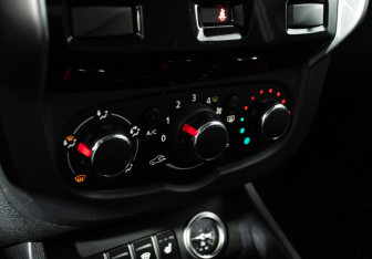 Подержанный автомобиль LADA (ВАЗ) Largus Wagon 2021 года (16 фото)