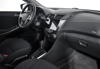 Подержанный автомобиль Hyundai Solaris Sedan 2015 года (13 фото)