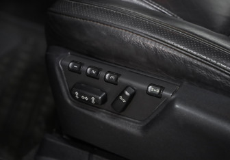 Подержанный автомобиль Volvo XC90 2007 года (17 фото)