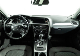 Подержанный автомобиль Audi A4 Sedan 2013 года (13 фото)