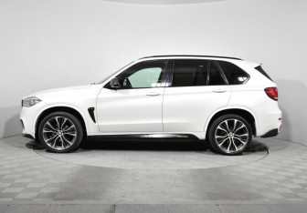 Подержанный автомобиль BMW X5 2018 года (8 фото)