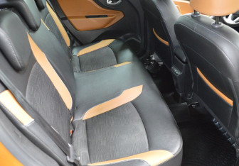 Подержанный автомобиль LADA (ВАЗ) XRAY 2019 года (13 фото)