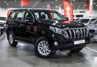 Подержанный автомобиль Toyota Land Cruiser Prado 2013 года (4 фото)