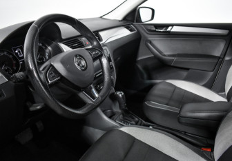 Подержанный автомобиль Skoda Rapid Liftback 2019 года (9 фото)