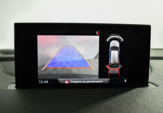 Подержанный автомобиль Audi Q7 2016 года (15 фото)