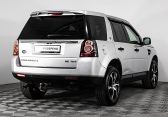 Подержанный автомобиль Land Rover Freelander 2009 года (5 фото)