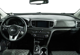 Подержанный автомобиль Kia Sportage 2020 года (13 фото)