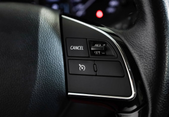 Подержанный автомобиль Mitsubishi Outlander 2018 года (12 фото)