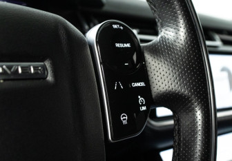 Подержанный автомобиль Land Rover Range Rover Velar 2020 года (26 фото)