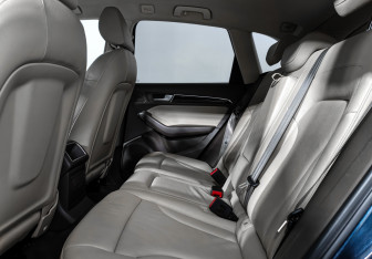 Подержанный автомобиль Audi Q5 2013 года (13 фото)