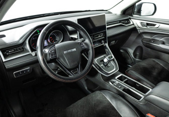 Подержанный автомобиль Haval M6 2024 года (11 фото)