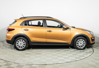 Подержанный автомобиль Kia Rio Hatchback 2018 года (4 фото)