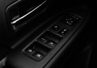 Подержанный автомобиль Mitsubishi Outlander 2018 года (15 фото)