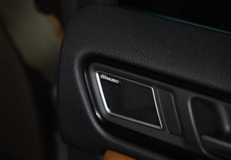 Подержанный автомобиль Volkswagen Touareg 2014 года (31 фото)