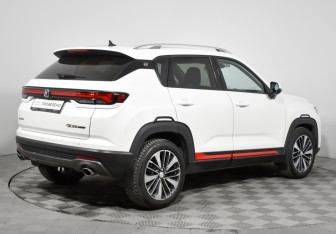 Подержанный автомобиль Changan CS35PLUS 2023 года (5 фото)