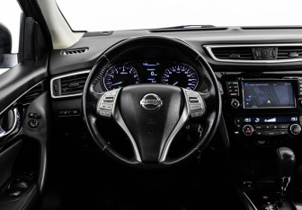 Подержанный автомобиль Nissan Qashqai 2018 года (11 фото)